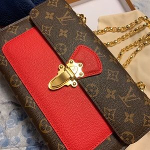 Louis Vuitton bag - Victoire